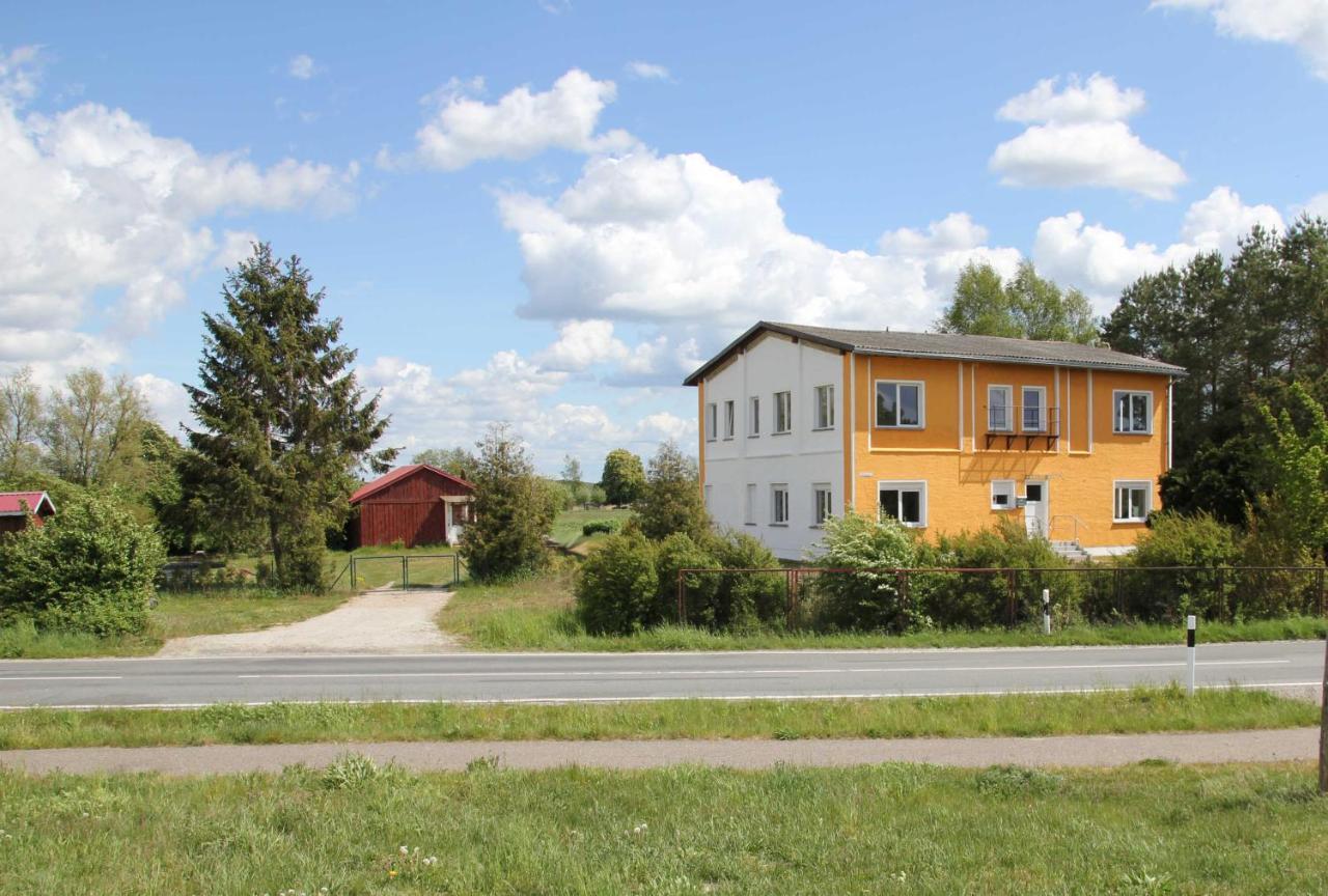 Ferienwohnung Am Alten Gutshaus Nossentiner Huette Exteriör bild