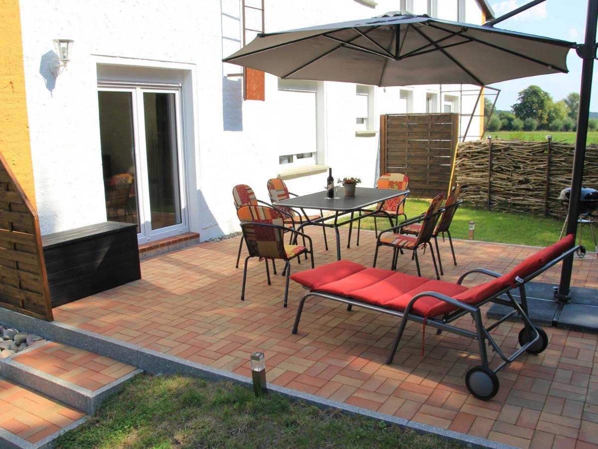 Ferienwohnung Am Alten Gutshaus Nossentiner Huette Exteriör bild