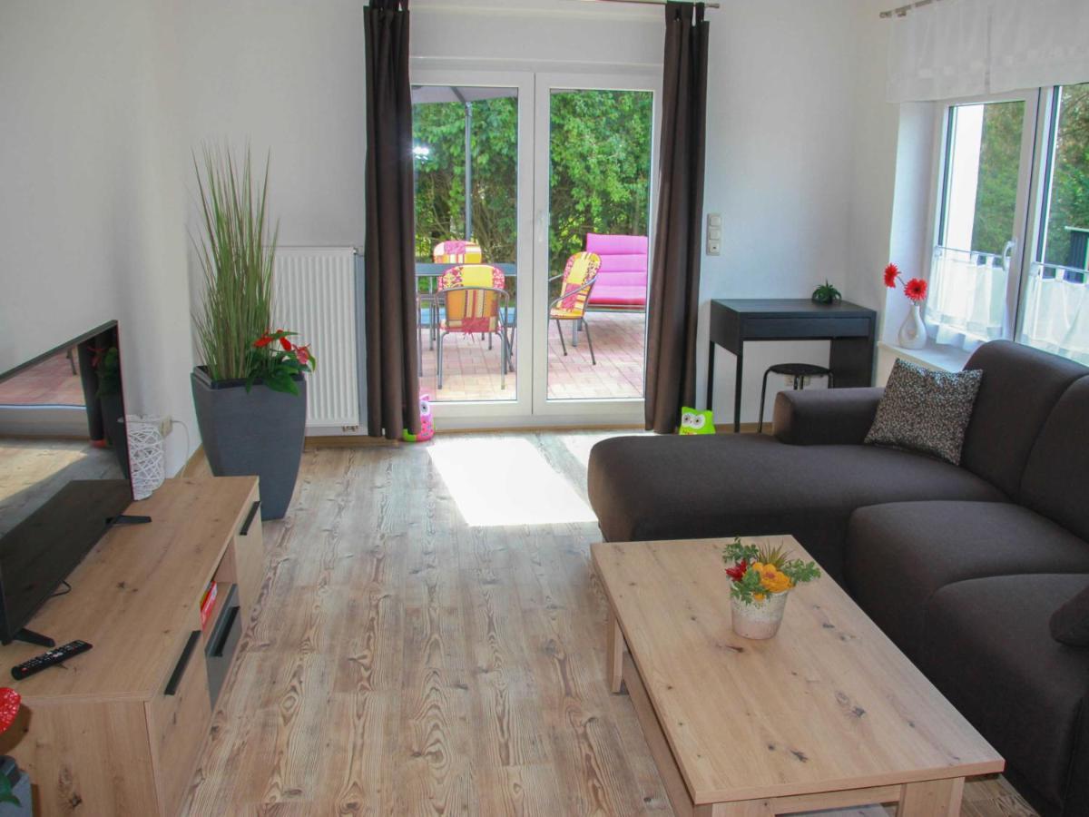 Ferienwohnung Am Alten Gutshaus Nossentiner Huette Exteriör bild